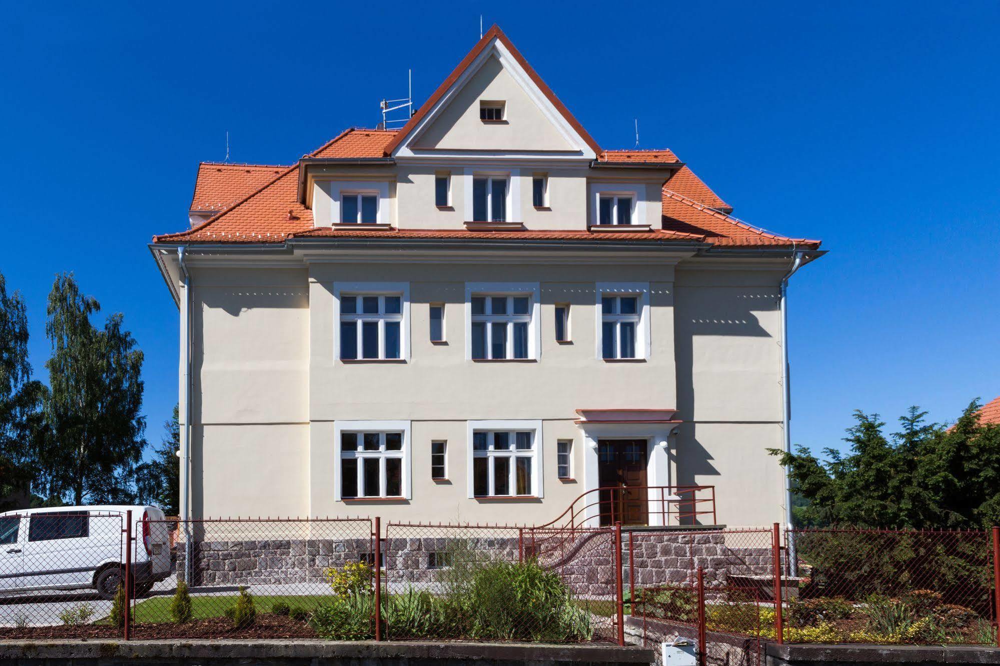 Boutique Hotel Villa Beatika Cesky Krumlov Ngoại thất bức ảnh