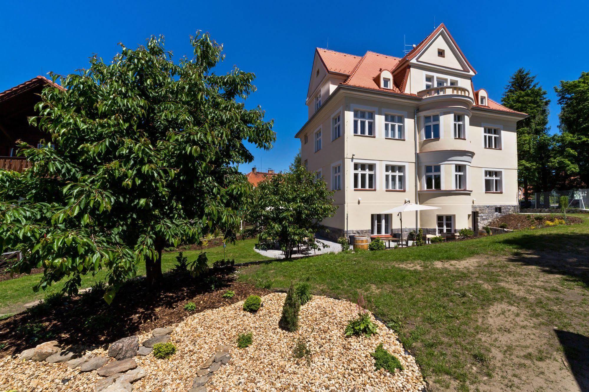 Boutique Hotel Villa Beatika Cesky Krumlov Ngoại thất bức ảnh